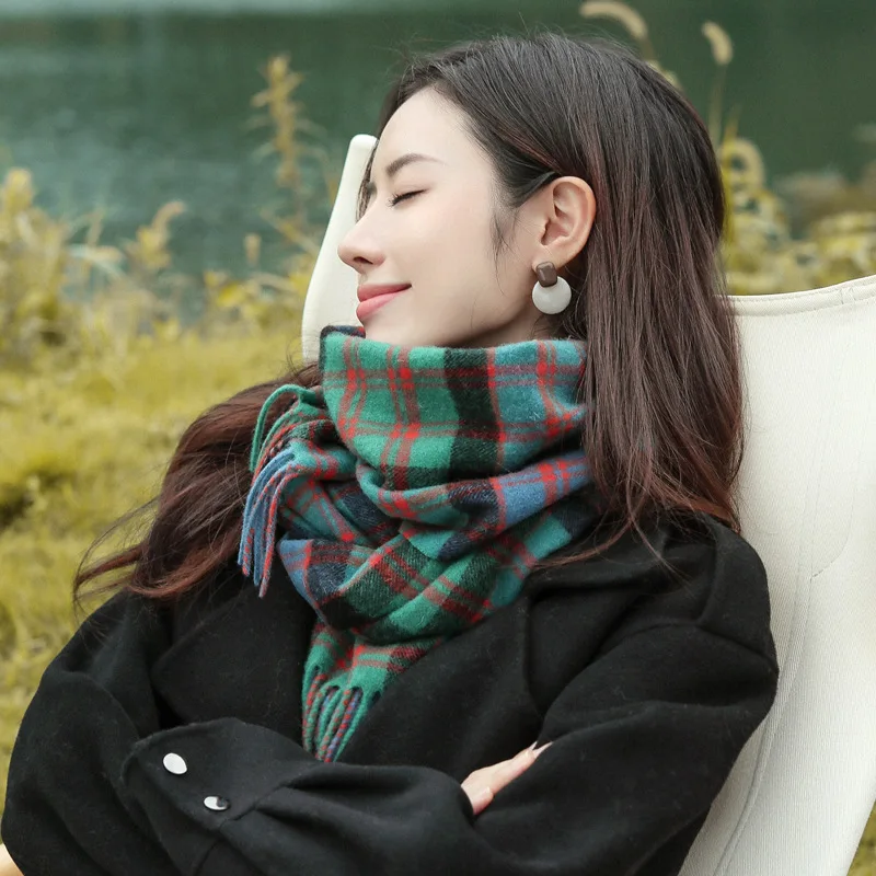 Thick Long Woolen Scarf for Women Winter Fashion Warm Geometric Pattern Versatile Gift for Couples Unisex Wrap Scarf