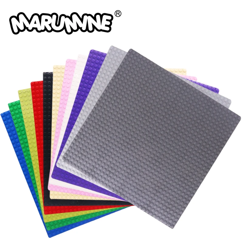 Set 4 Piastre Base Per Ombrellone E Pavimentazione Esterna Iroko Ortogonale Effetto Legno 50x50x37 Cm 85 Kg 87222334