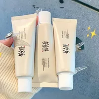 Crème Coréenne à l'Extrait de Riz SPF50+ Hydratante, Améliore le Teint Terne, Unifie et Illumine le Teint, Effet Léger, Correcteur Longue Durée 1