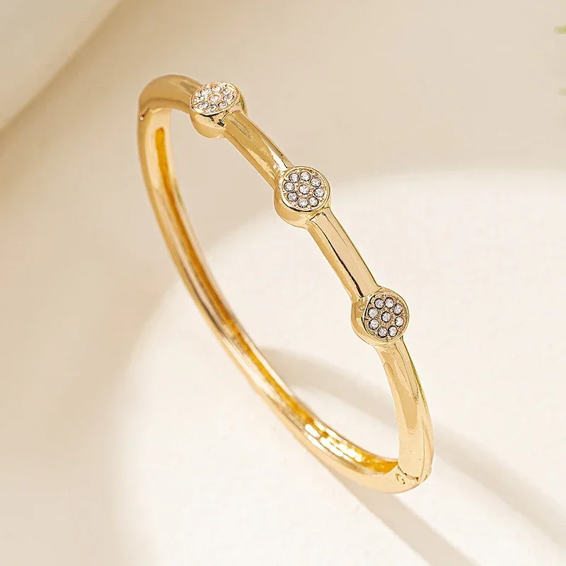 New Design Luxury Crystal Round Bangles for Women Fashion Jewelry Girls Zirconia Bracelets Party Gifts