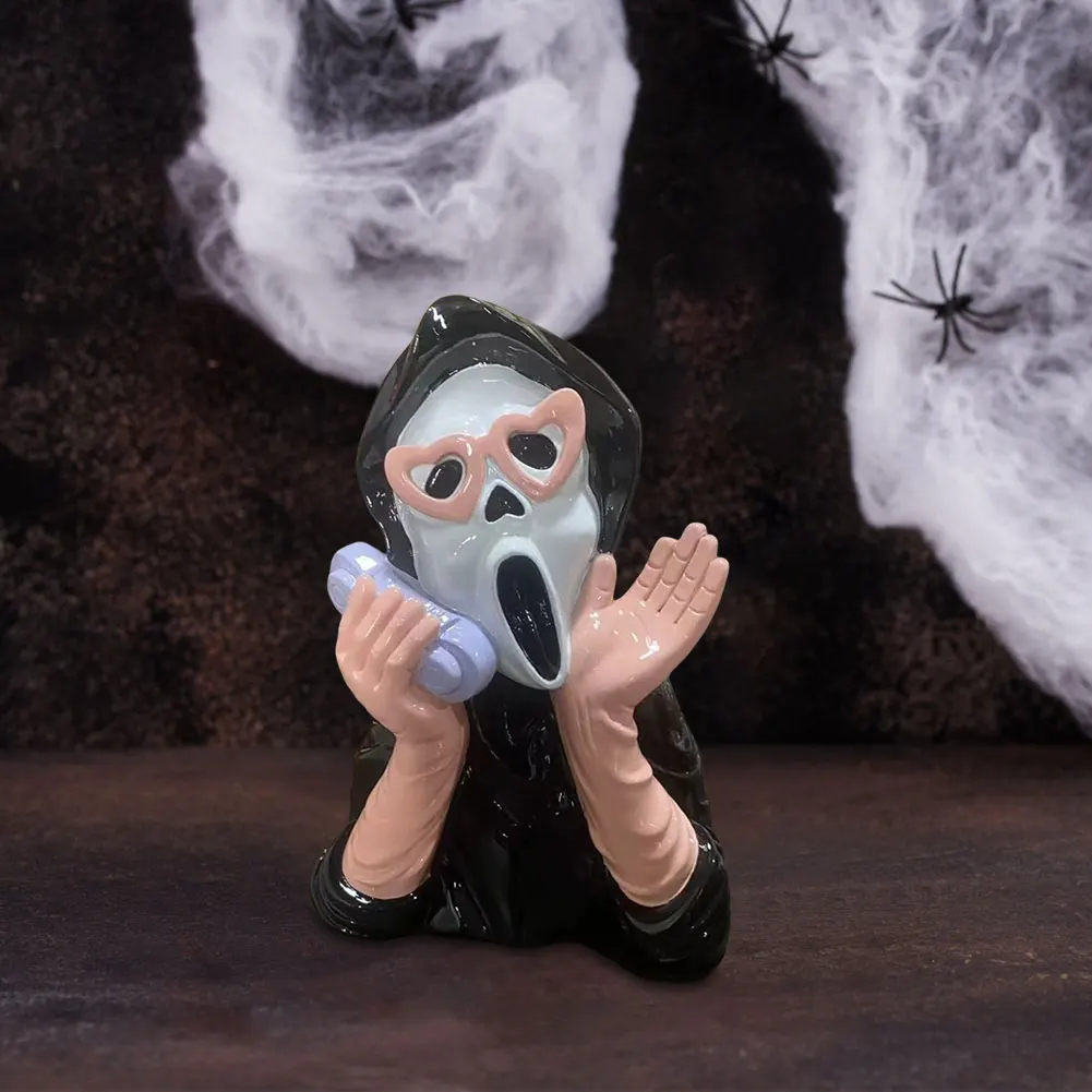 Pink Screaming Face Ghost Figurine Screaming Girl Telephone Statue Gothic Ghost Resin Decor Halloween Desk Decoration Ornament