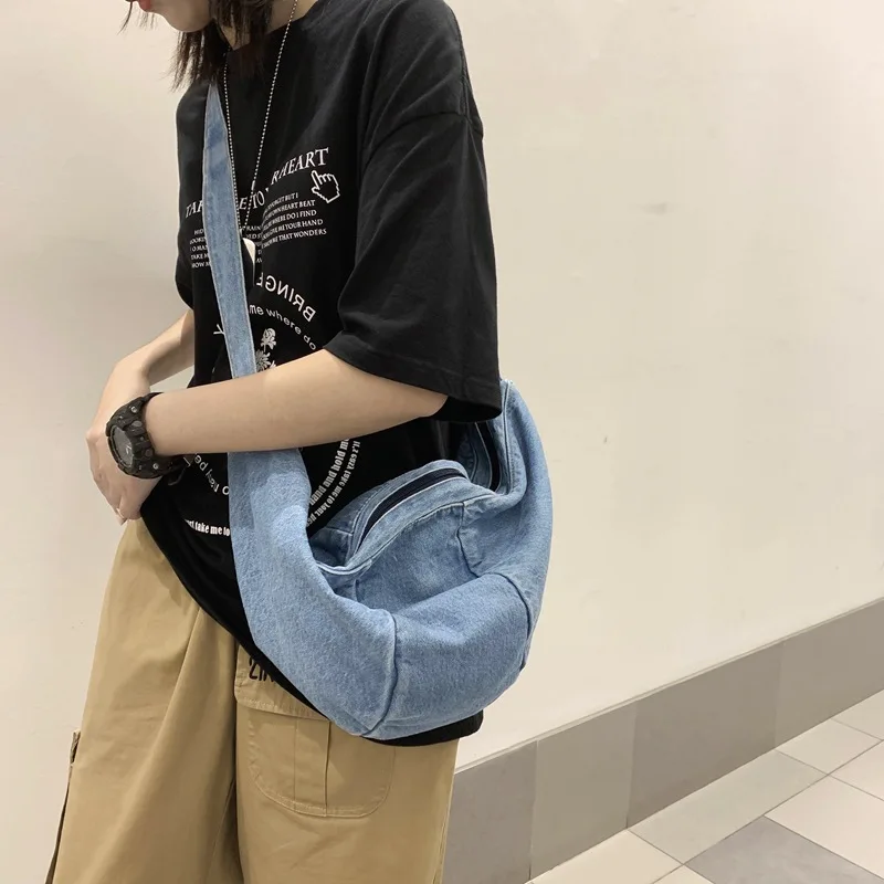 Fashion New Shoulder Bag Women High Quality Cowboy Crossbody Bag Brand Designer Chest Pack Big Capacity Female Tote Bags Purse