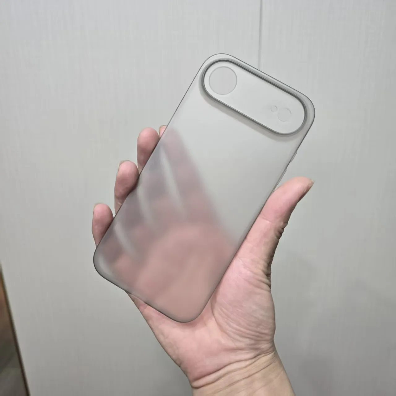 Luxury Ultra Thin PP Hard Case for iPhone Air 17 Air 17 Pro Max Clear Translucent Shockproof Slim Lens Protection Cover Case