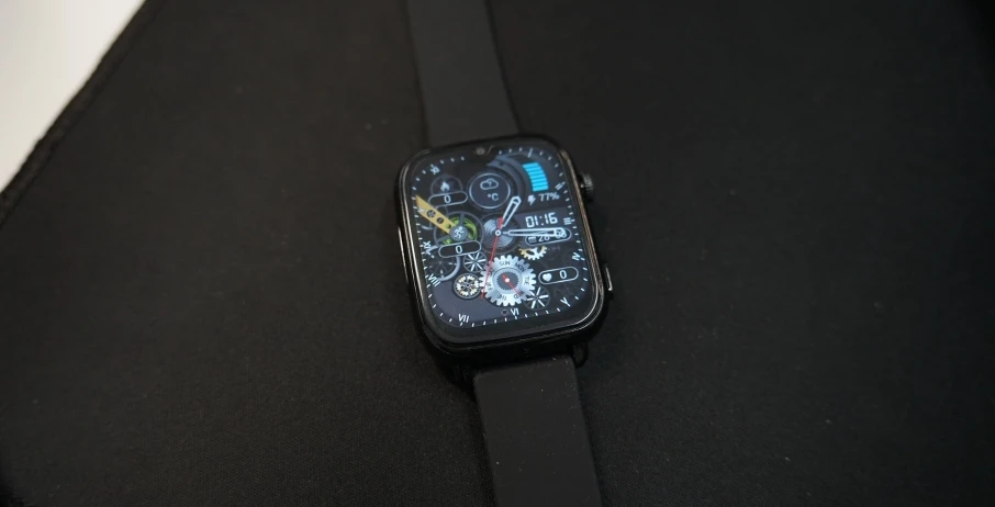 4G Smart Watch Kids GPS WIFI Video Call SOS APP Download Child Smartwatch photo review