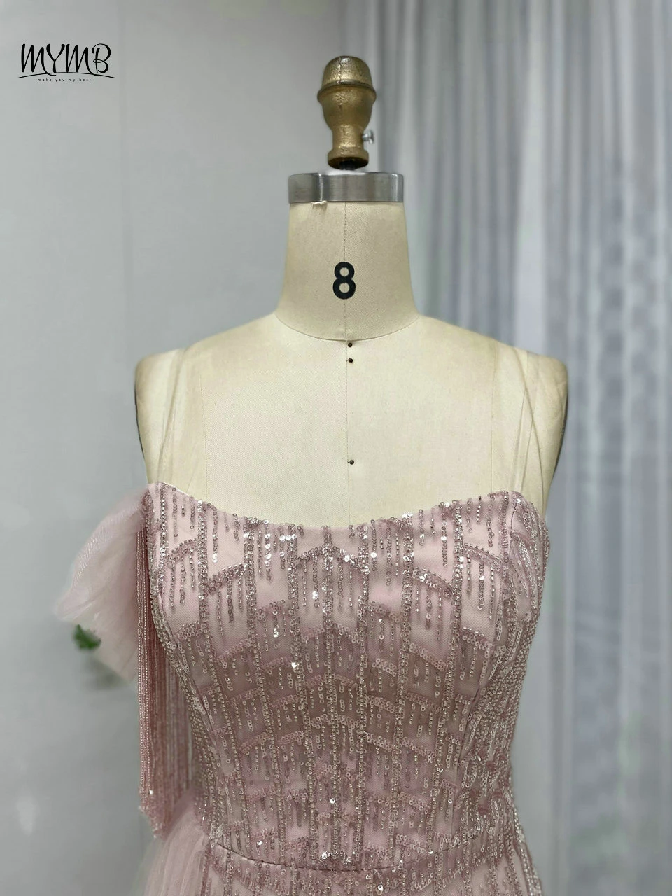 MYMB Luxuriöse schulterfreie Abendkleider im Meerjungfrau-Stil mit Perlen und Quasten in Rosa, sexy Spaghettiträger, Hochzeits-Party-Kleider mit seitlicher Schleppe – Detail 7