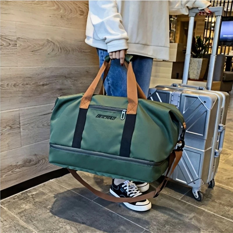 Fitness bag Short distance luggage portable travel bag Shoulder chest chest bag Handbag Handbag Waterproof carry-on weekend bag 4