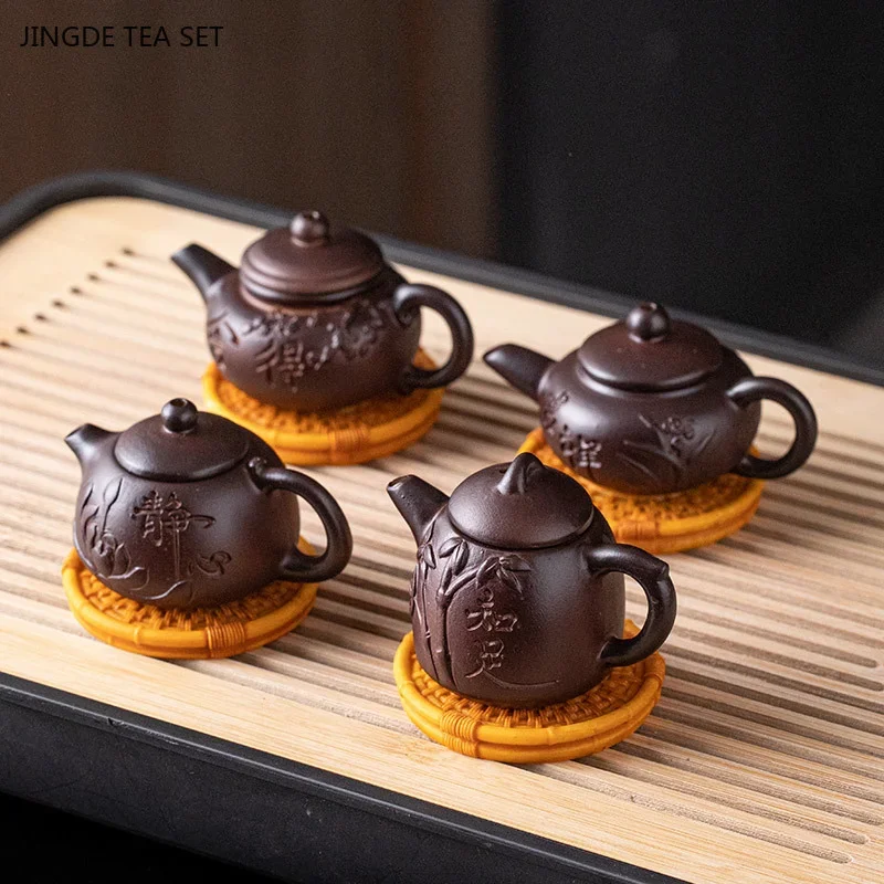 1PCS Resin Fingertip Tea Pet Retro Creative Chinese Water Color Changing Teapot Shape Tea Set Accessories Small Ornaments