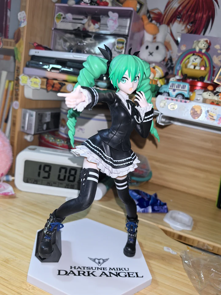 Figurine Hatsune Miku Chocolat Noir SEGA - 21cm - Collection Vocaloid - PVC