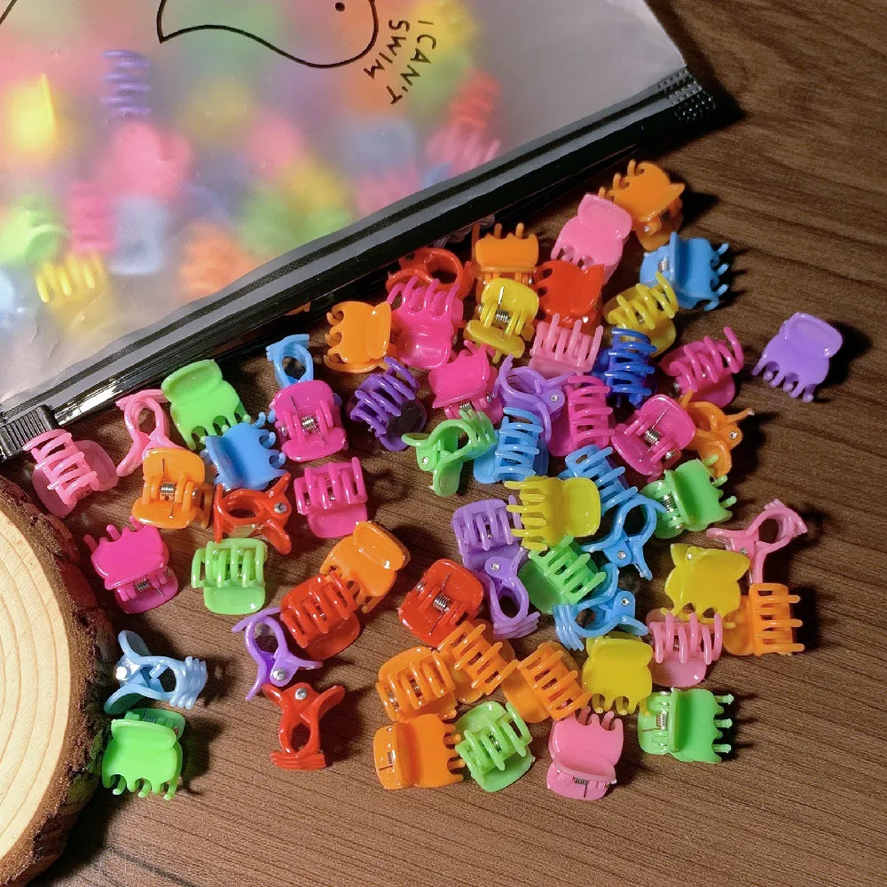 100pcs Pack Großhandel matti erte Süßigkeiten Farbe kleine Ornament Clips Haar Kralle Clips für Frauen Haarschmuck Mini Haarnadeln – Detail 17