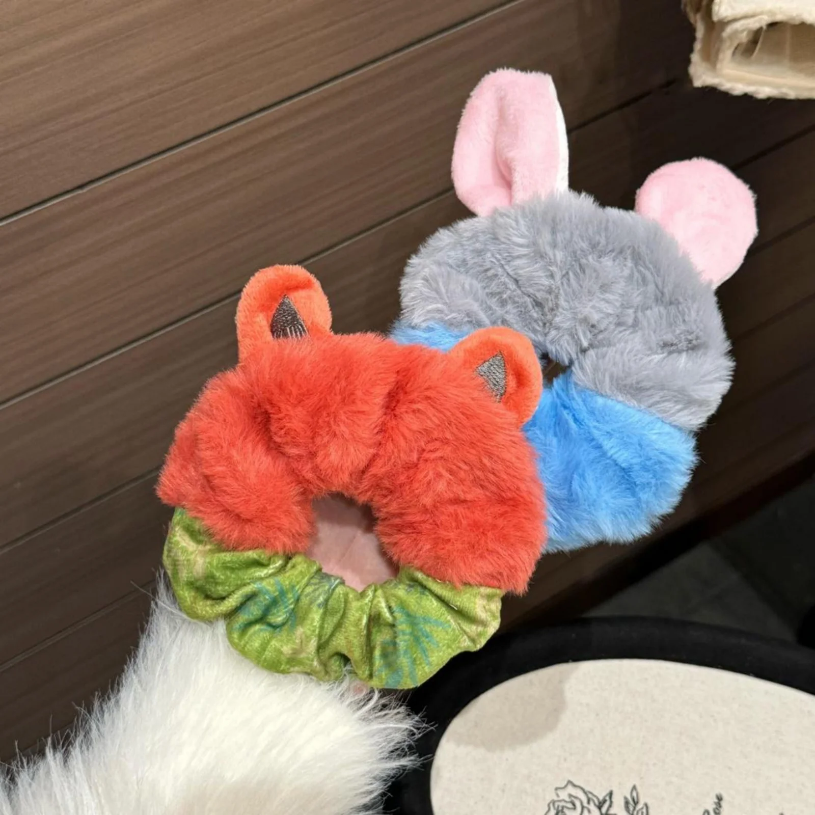 2PCS Crazy Animal City Theme Plush Scrunchie Set, Fox Rabbit Hair Ties, Cute Cartoon Hair Accessories, Stylish Party Hair Decor