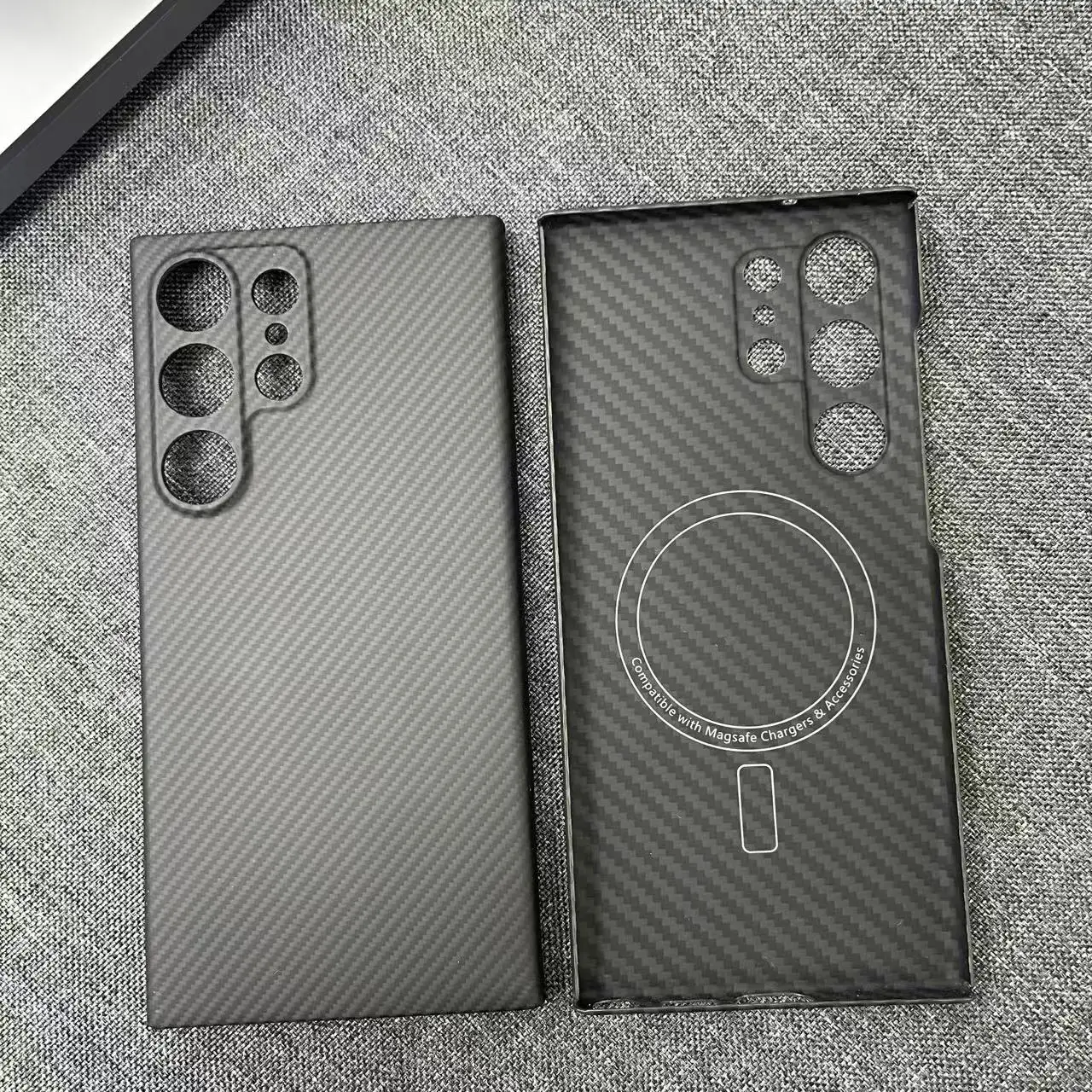 AKATIP Aramid Fiber Carbon Finish Magnetic Luxurious Shockproof Case