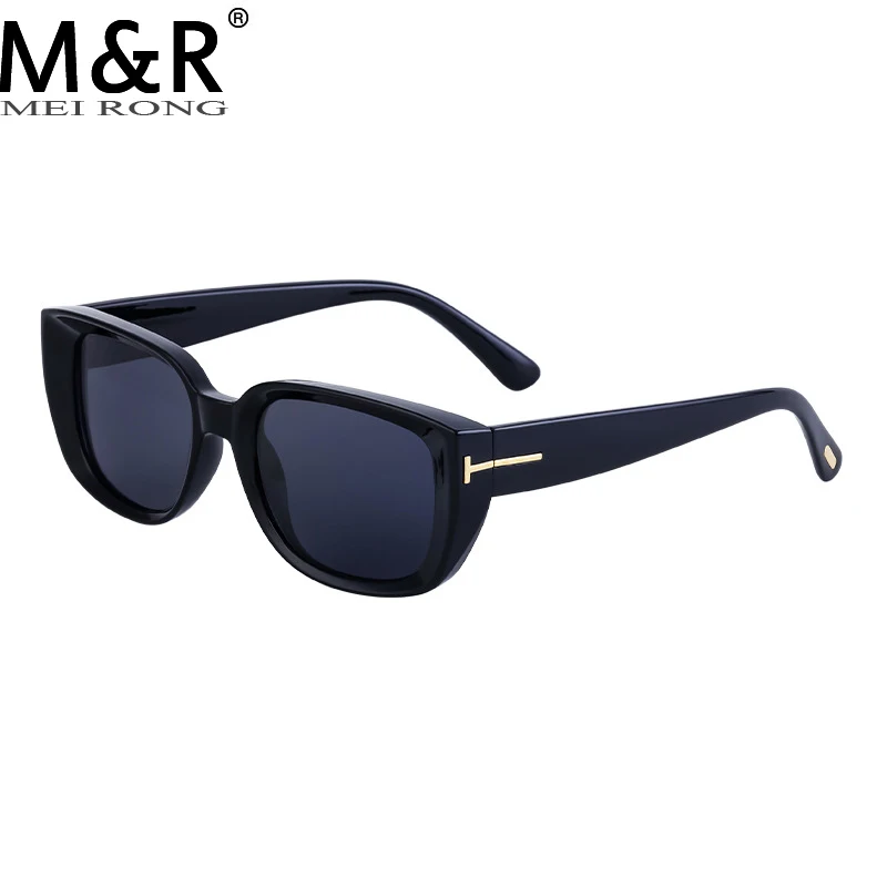 

2024 New Women's Retro Cat Eye Sunglasses Advanced Sunscreen Small Frame Glasses Outdoor Street Shooting Travel Sunnies Gafas