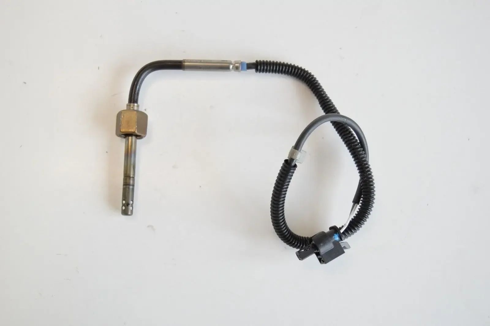 

Exhaust Gas Temperature Sensor A0009056804