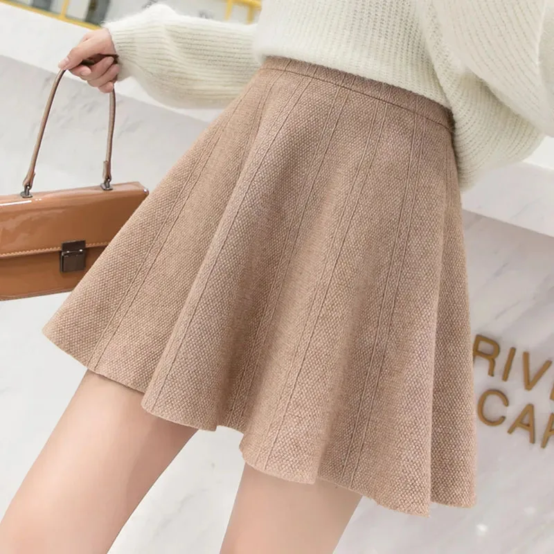 Solid Color Basic Knitted Mini Skirts Women New Autumn Winter Elastic Waist A-Line Skirts Ladies Korean All Match Pleated Skirt S8f1d40f99f774c1b94c2c21503db5f6au