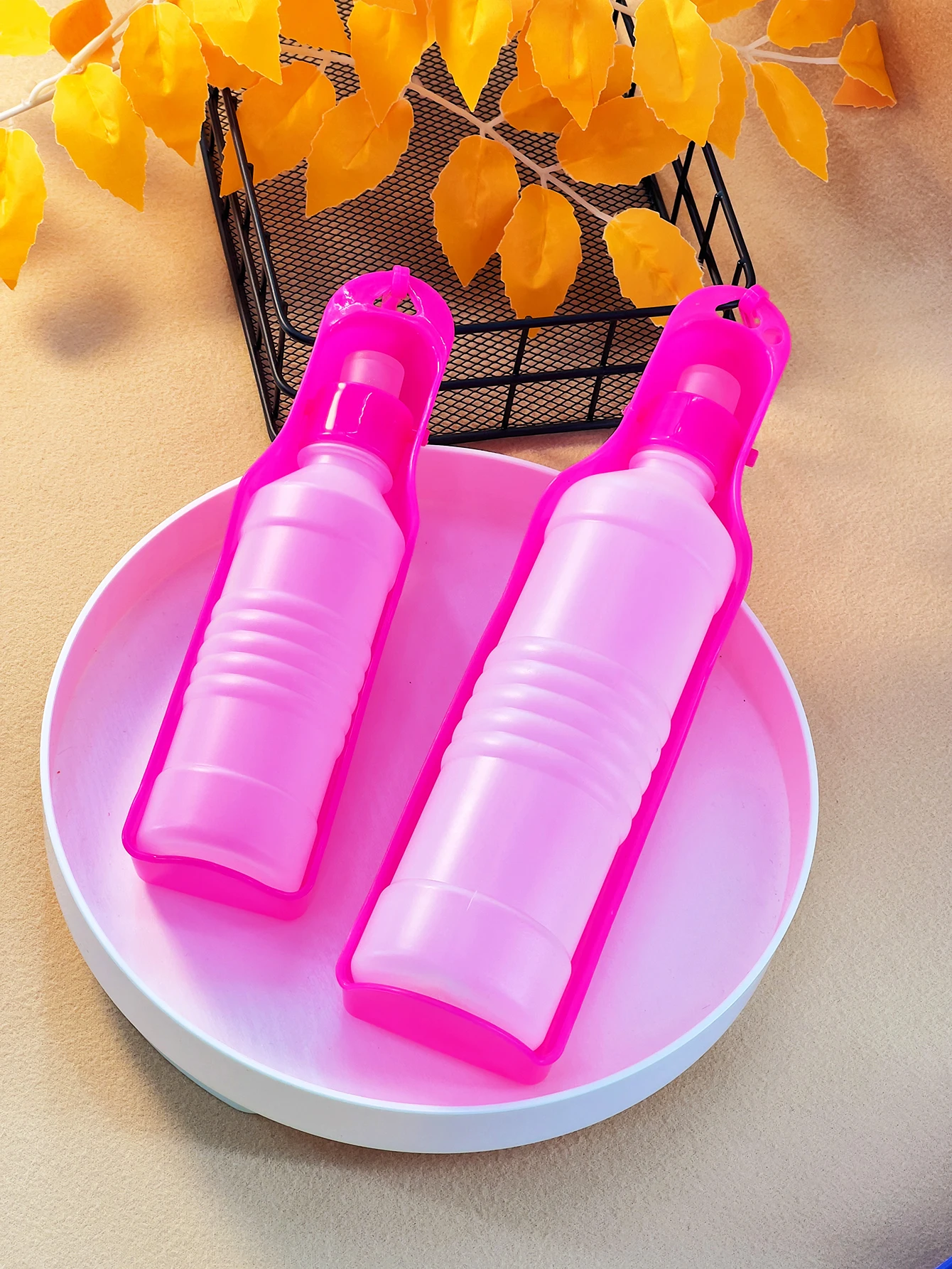 1 pet outdoor water bottle outdoor water bottle can be easily carried out when walking the dog water bottle and water feeder acc 4