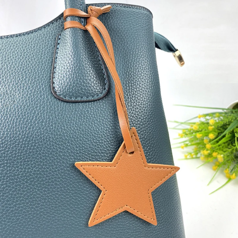 Personalized Five-Pointed Star Leather Keychain Pendant Gift