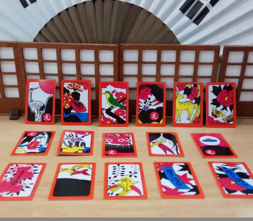 Gioco Da Tavolo Go Japanese Pvc Waterproof Mahjong Gostop Go Stop Carte Da Gioco Da Tavolo Popolare Family Party Table Game Go-Stop Hanafuda