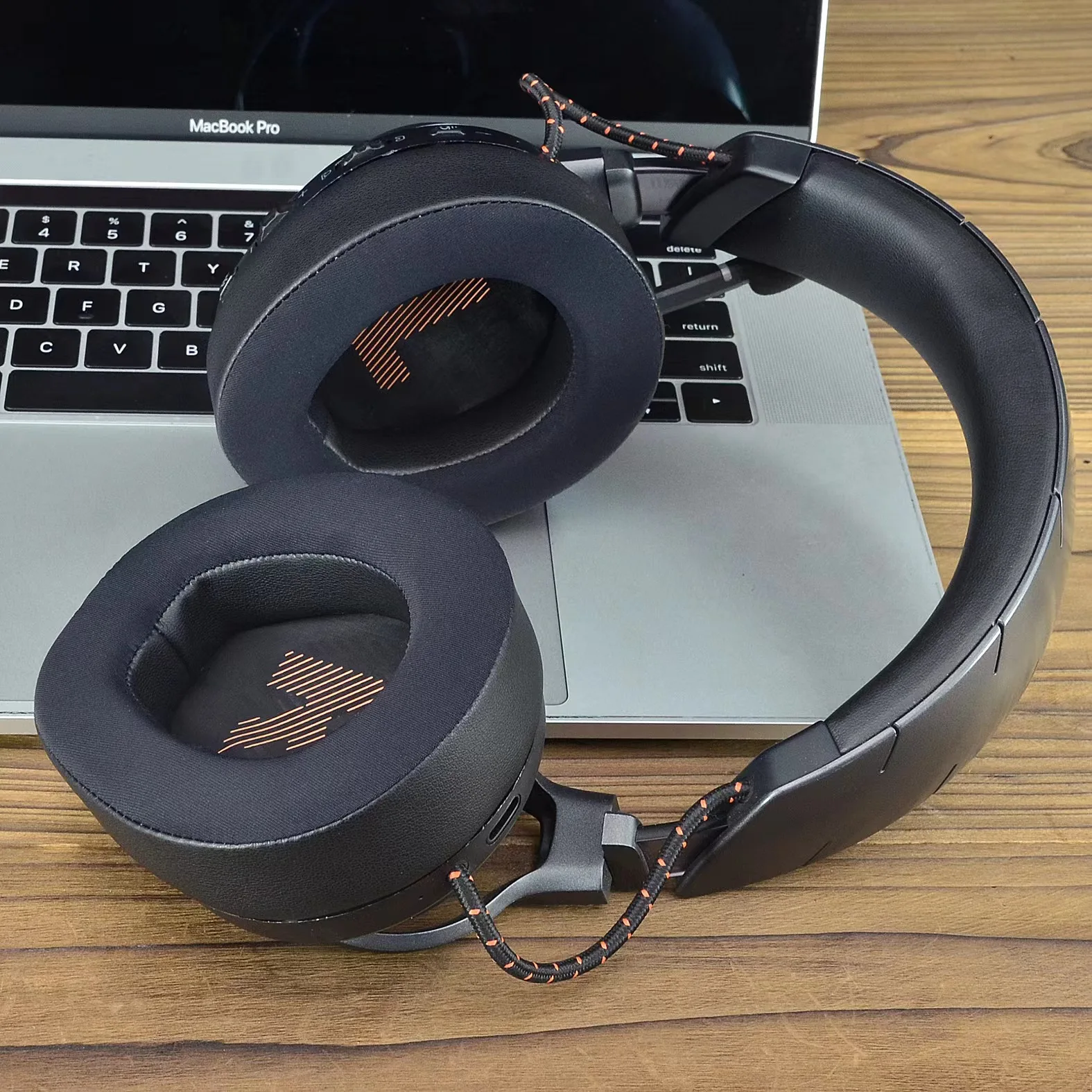 Upgraded cooling Gel Ear Pads for JBL Quantum 800 Q800 Headphone Replacement Ear Cover Earmuffs Ear cushions headband rubber