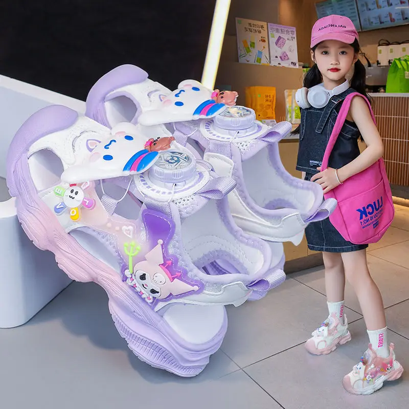 

2024 New Cinnamoroll Sandals Girls Sanrio Kawaii Anime Kuromi Kids Summer Beach Princess Sandals Cartoon Cute Slipper Kid Gift