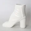 Fashionable White Boots Resin Vase, Forked High Heels Flower Arrangement, Creative Women's Shoe Flower Pot, Home Decoration 3