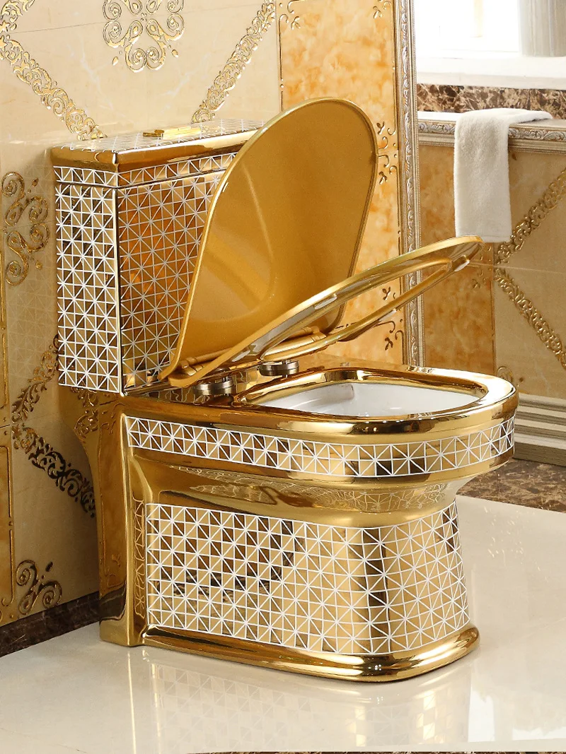 Hot Selling Luxury Design Toilet Ceramic Plating Gold Color Bathroom Toilet Bowl Set