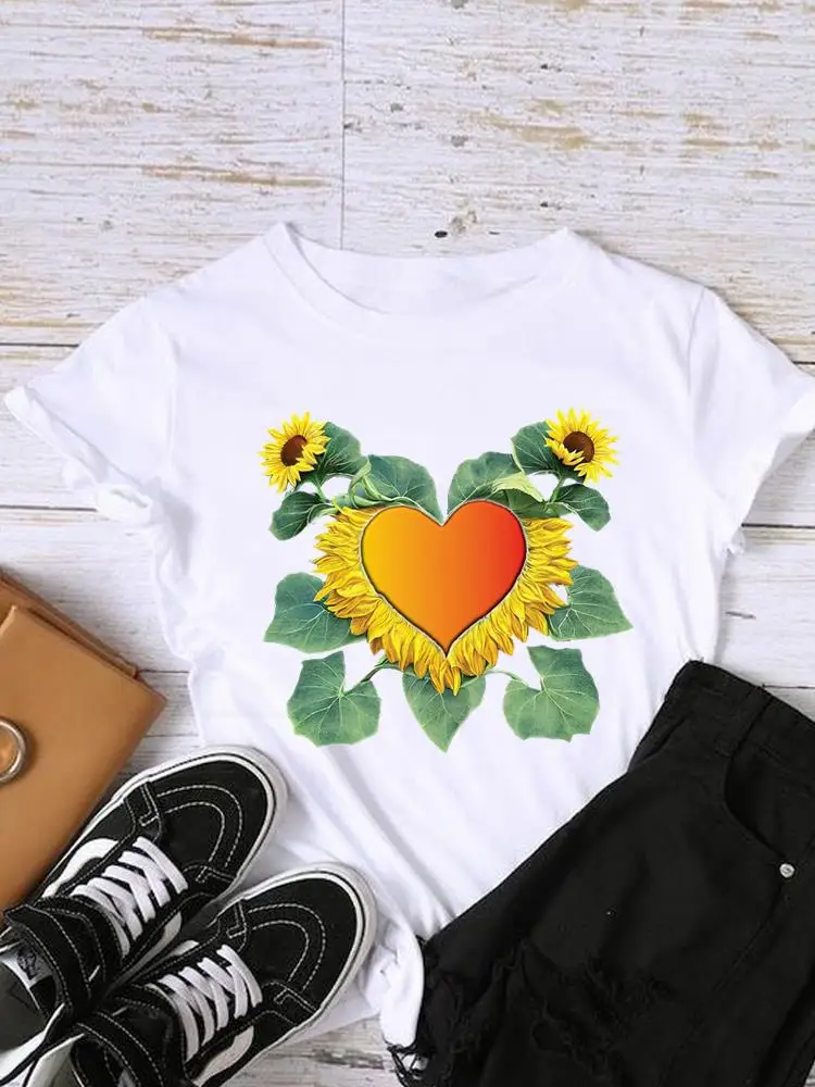 

Love Flower Cute Travel Trend Lady Female Shirt Tee Clothes Short Sleeve Graphic T-shirt Women Top Print Fashion O-neck Clothing