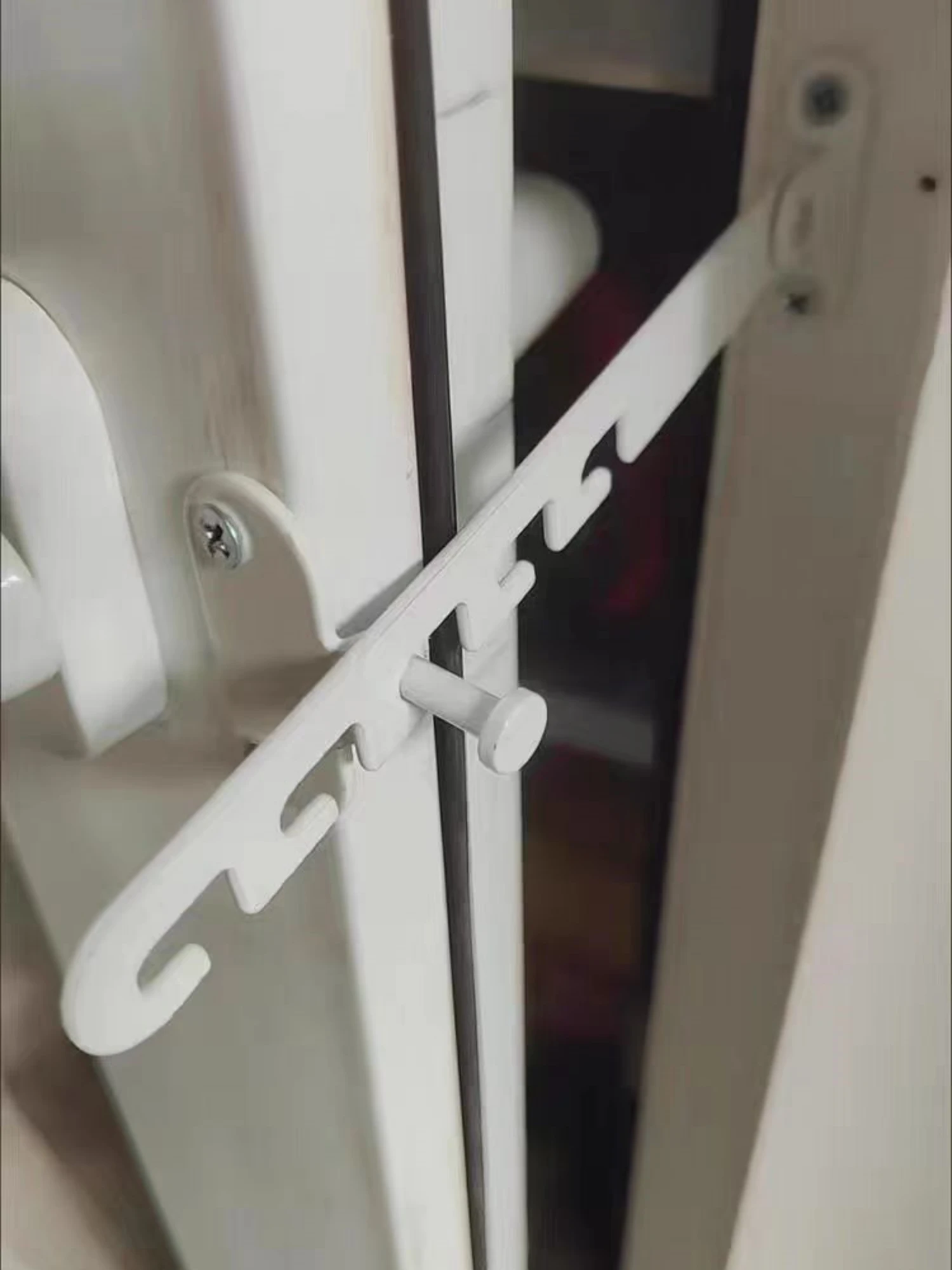 Рисунок 4 - Пятискоростной Регулируемый ограничитель окон