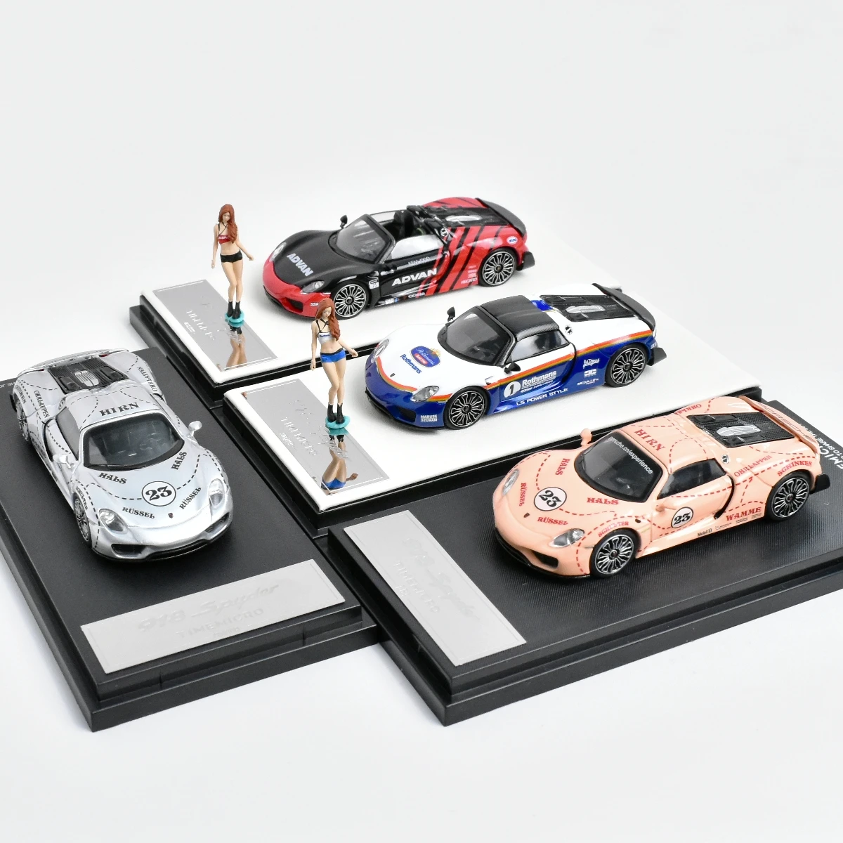 Figurine Mazda Miata MX-5 Rouge Métallisé 1:64 Time Micro - Avec Personnage - Neuf