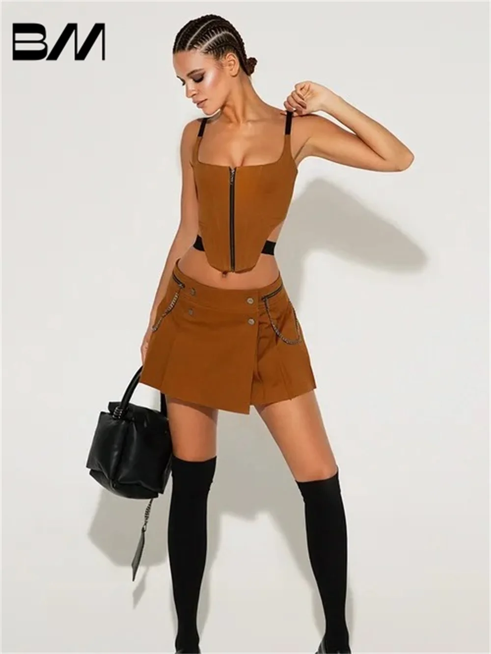 Рисунок 4 - Модный женский костюм из 3 предметов 2024