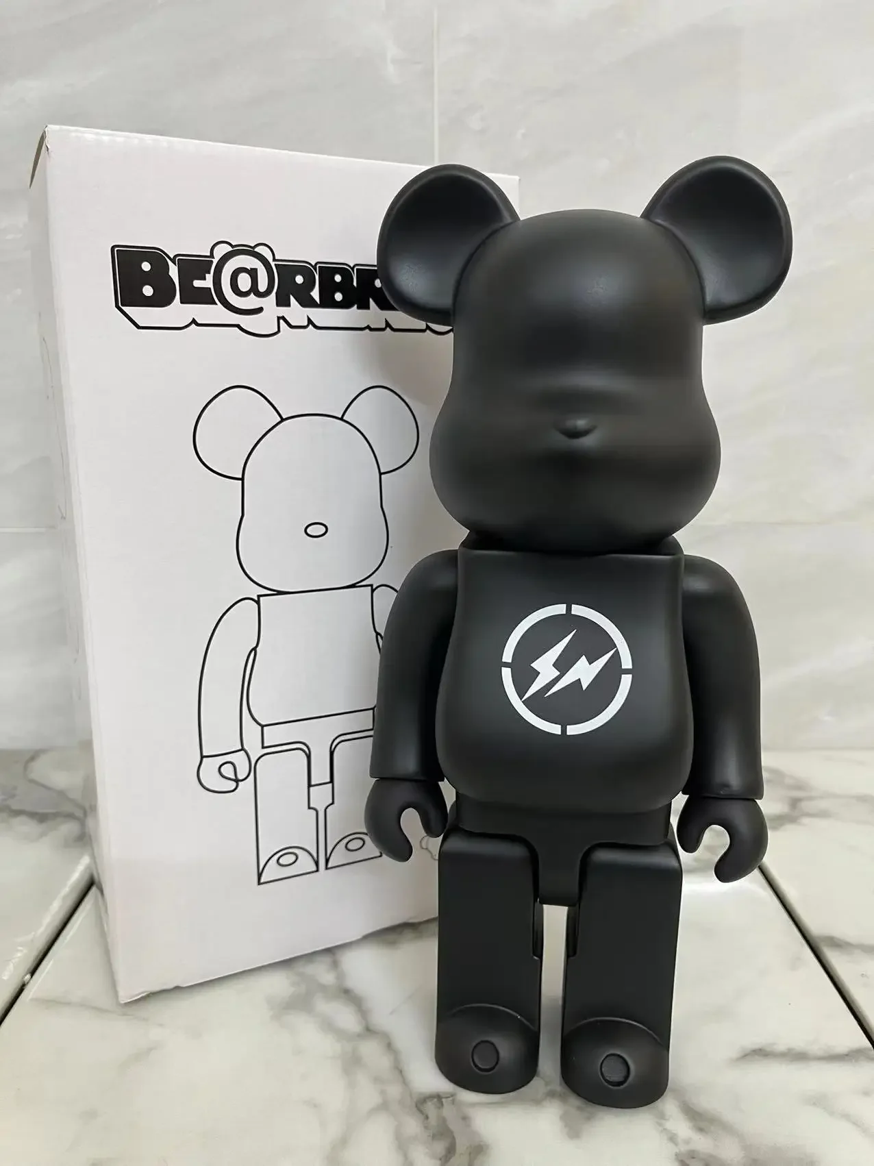 Bearbrick 400% Lightning Materiale Pvc Plastica Orsacchiotto Cartone Animato Anime Silly Panther Be @ Rbrick 28Cm Bambola Regalo