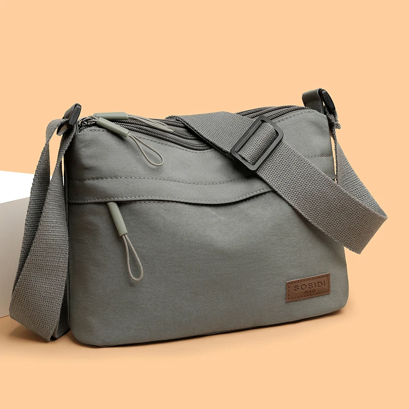 Ladies' shoulder bag with adjustable shoulder strap, zipper closure, casual crossbody bag for daily use