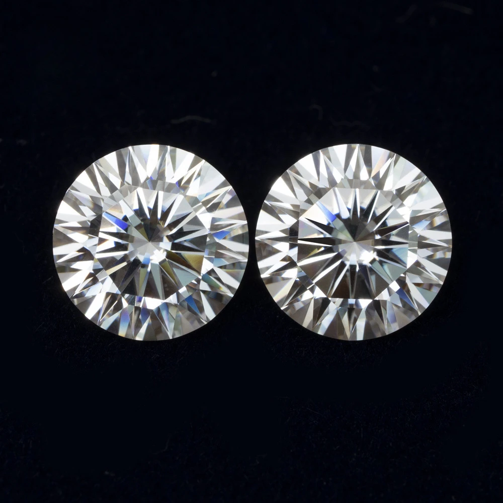

Round 16 Heart 16 Arrow Cutting Bare Diamond VVS Clarity Mosan Diamond