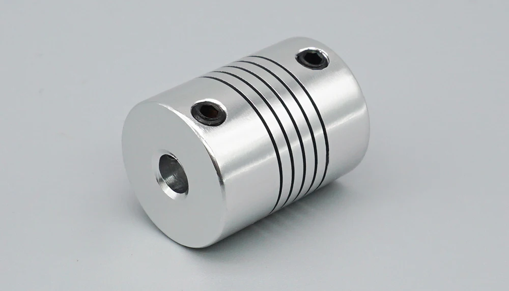 Parafuso Conector 5x8x25 milímetros Flexível Acoplador Do Eixo