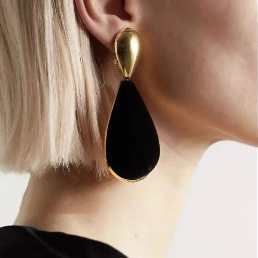 

Earrings Fashion Retro Style Light Luxury Flannelette Drop Ear Clip For Women Aretes De Mujer Pendientes Boucle D’Oreille