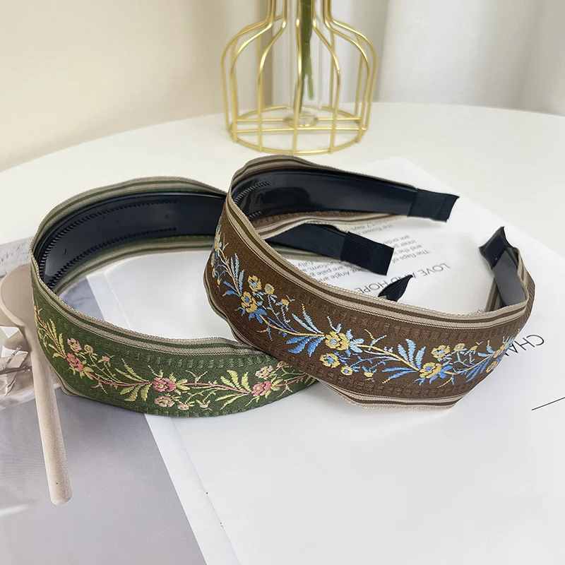 Neue Hairhoop Mode Retro Stickerei Haarband Handarbeit Blumen Stirnband Zentrum knoten breitkrempige Für Erwachsene Haar Zubehör – Detail 6