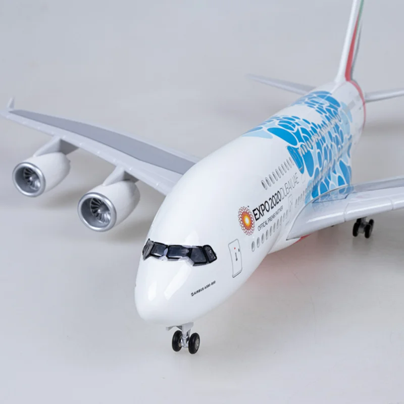ヘルパ製エミレーツ航空公認モデル１／２００Ａ３８０－８００プラスティック樹脂製 herpa wings 1/200 (プラスチック製) A380 エミレーツ航空 UAE