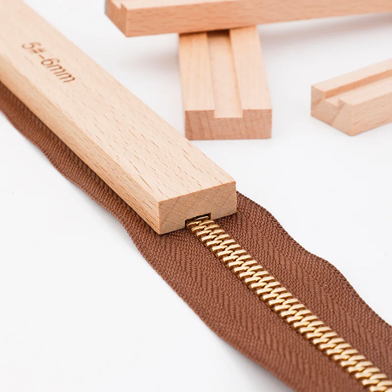 1Pcs Professional DIY Leather Craft 3# 5# zipper glue leak proof Wood Ruler Handmade Tool
