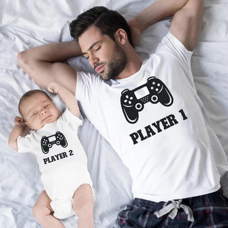 

Matching Family Outfits Dad and Baby Set Father Child Outfit Baby and Dad Player T-Shirt Baby Bodysuit Family Clothing