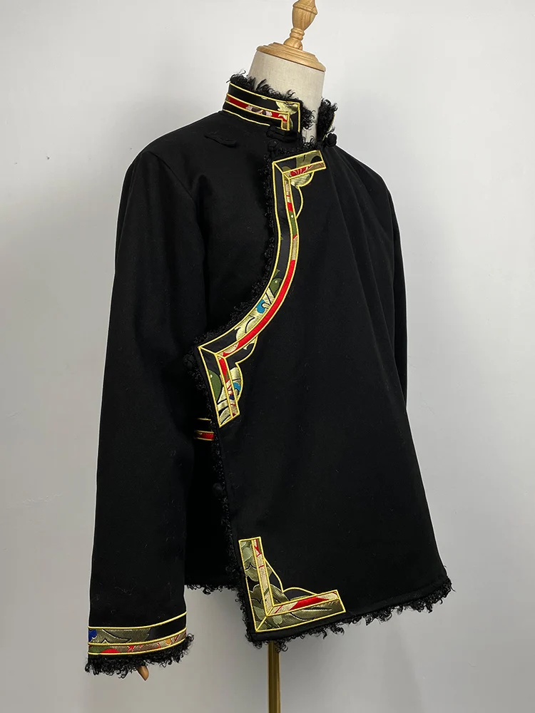 Nepal Bhutan Trend Clothing Men's Embroidered Plush Cotton Jacket Winter Tibet Stage Performance Overcoat Tibetan Ethnic Coat