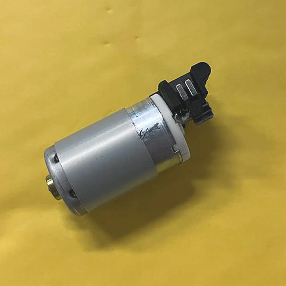 

For 2007-2013 BMW 1 Series E87 E88 Turbocharger control unit HELLA engine Actuator Controller Stellmotor Turbolader Car parts