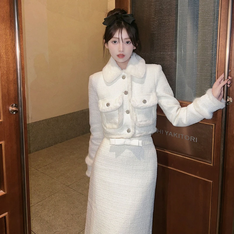 

Woman's Winter Fragrance Style Plush Stitching Blazers Skirt Suit Retro Solid Color Lapel Woolen Suit Overskirt Two-piece Sets