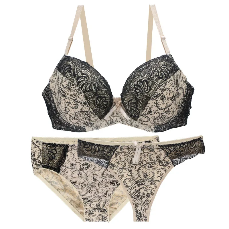 طقم حمالة صدر مثير كبير الحجم مكون من ثلاث قطع ملابس داخلية نسائية عبر الحدود الأكثر مبيعًا ضمان جودة المواد المريحة للمنزل