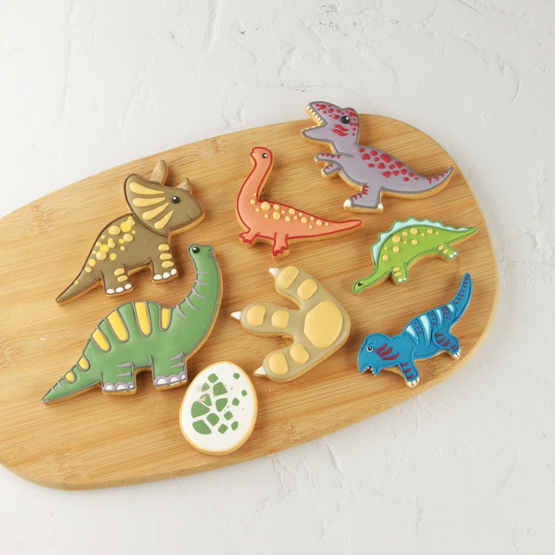 12PCS Dinosaur Kitchen Dough Cutter Metal Cookie Cutter Fondant Biscuit Cake Mold cookie cutter baking mold cookie mould cookie maker press kit