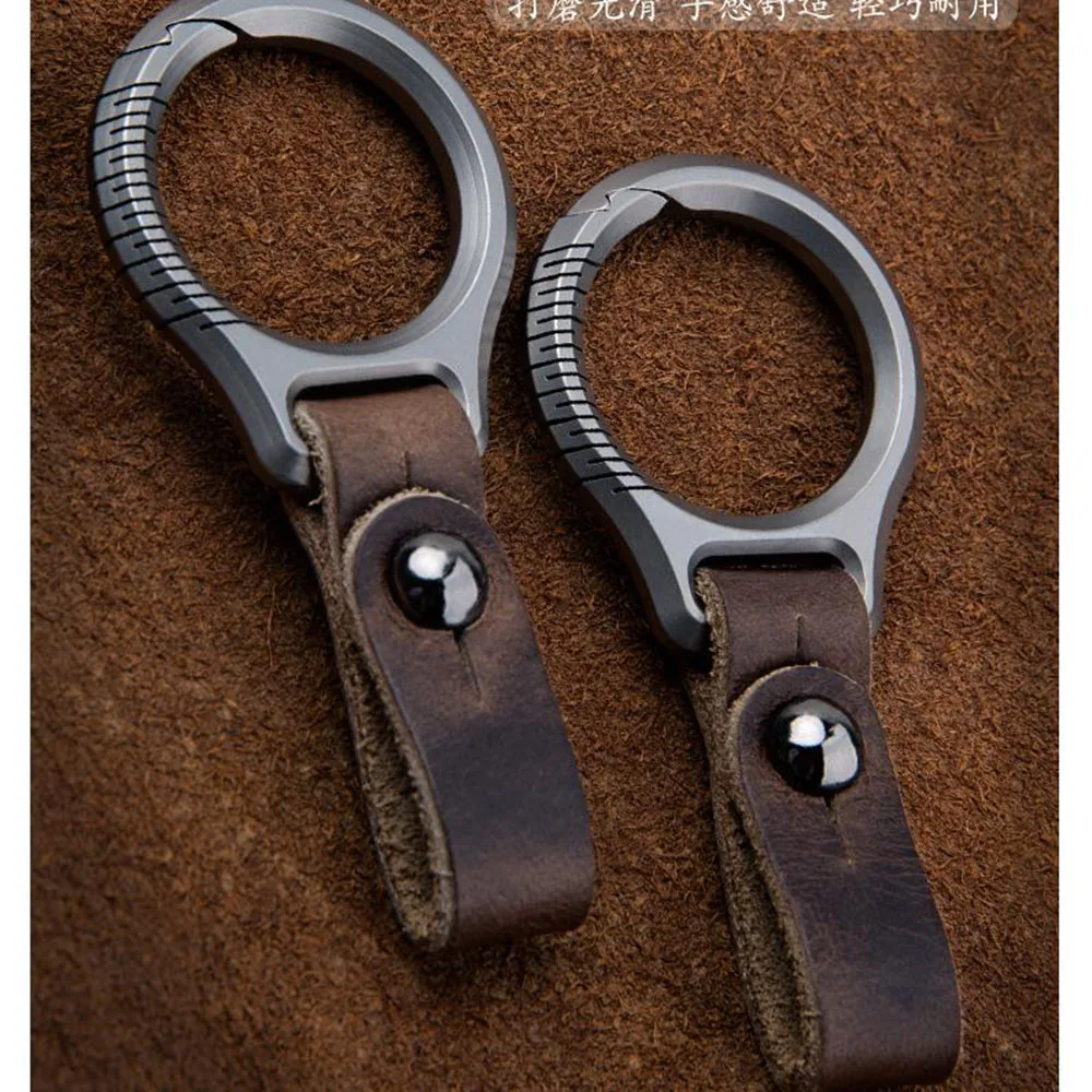 

2Pcs TC4 Titanium Alloy Keychain Portable Leather Waist Hook key Chains Car Key Ring Vintage Copper Key Holders Organizer