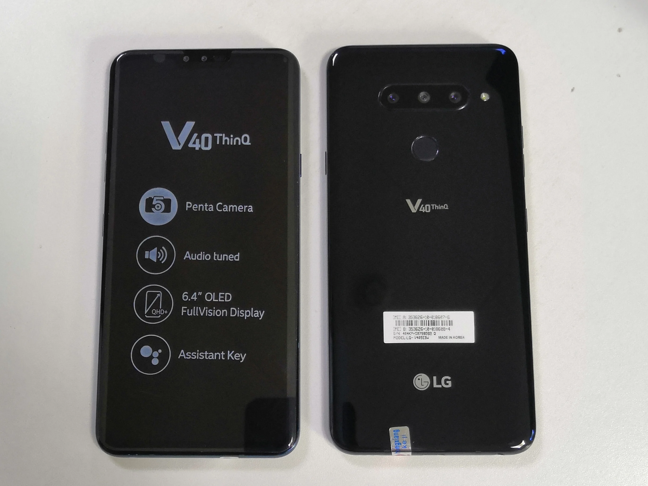 Original Unlocked LG V40 ThinQ V405UA V409N 6.4 Inches 6GB RAM 64GB ROM 16MP Triple Camera LTE Single SIM Fingerprint  Cellphone