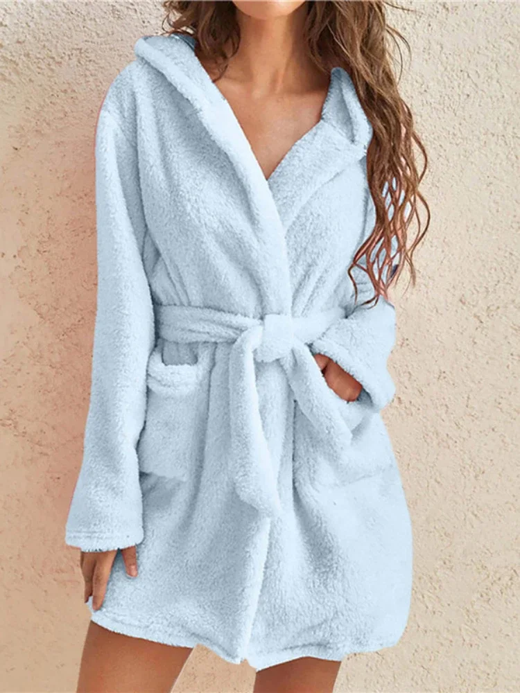 Women's solid hooded coral velvet warm robe bathrobe Robe pajamas