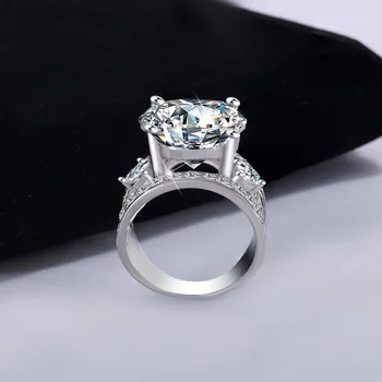 Women's PT950 Platinum Wedding Ring, Sansheng Sanshi Theme, Full Moissanite 5Ct Crown Pigeon Egg Design 1