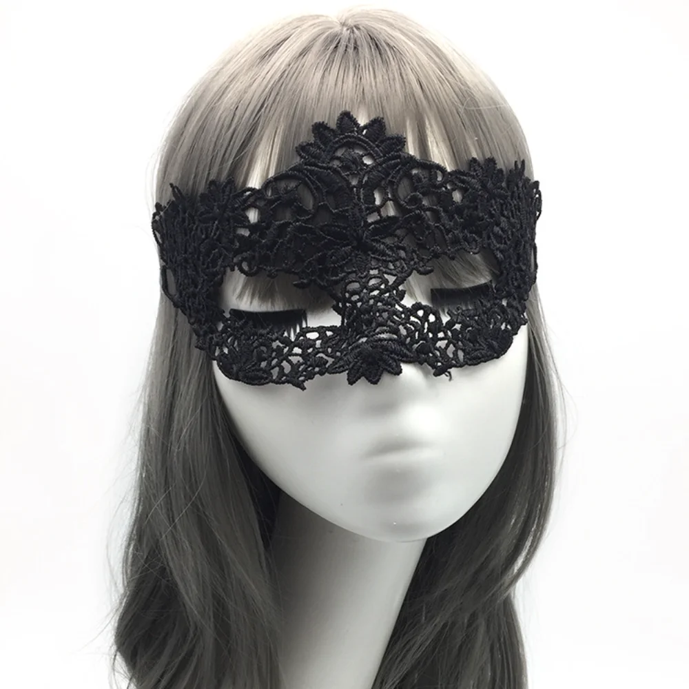 Elegant Black Lace Masquerade Mask Set for Couples - Perfect for Parties and Celebrations