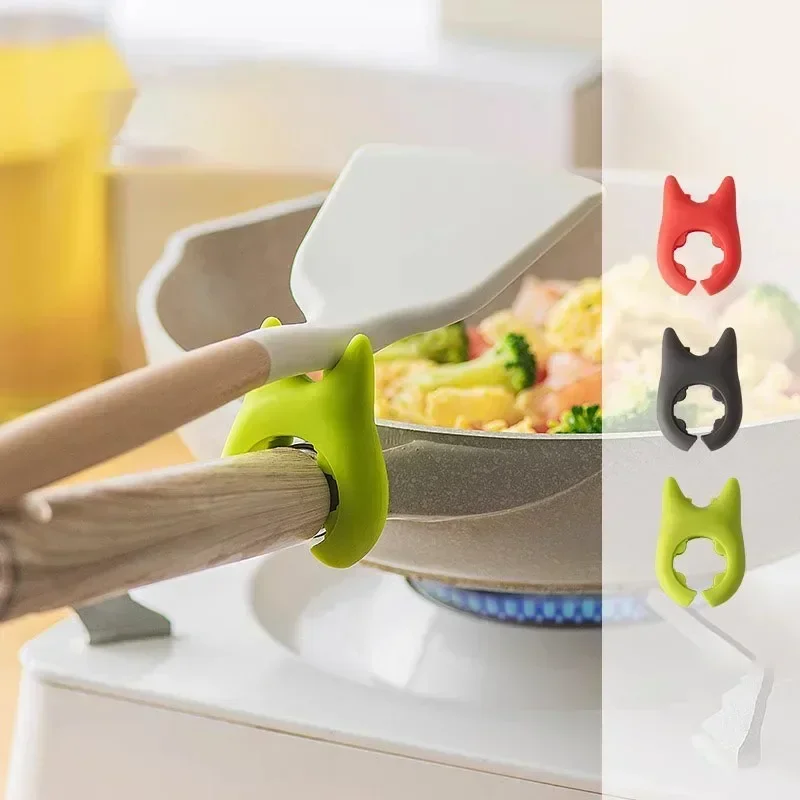 Little Demon Devil Pot Shovel Resting Rack Stir Anti Scalding Overflow Creative Integrated No-Nails Kitchen Gadgets Spoon Holder