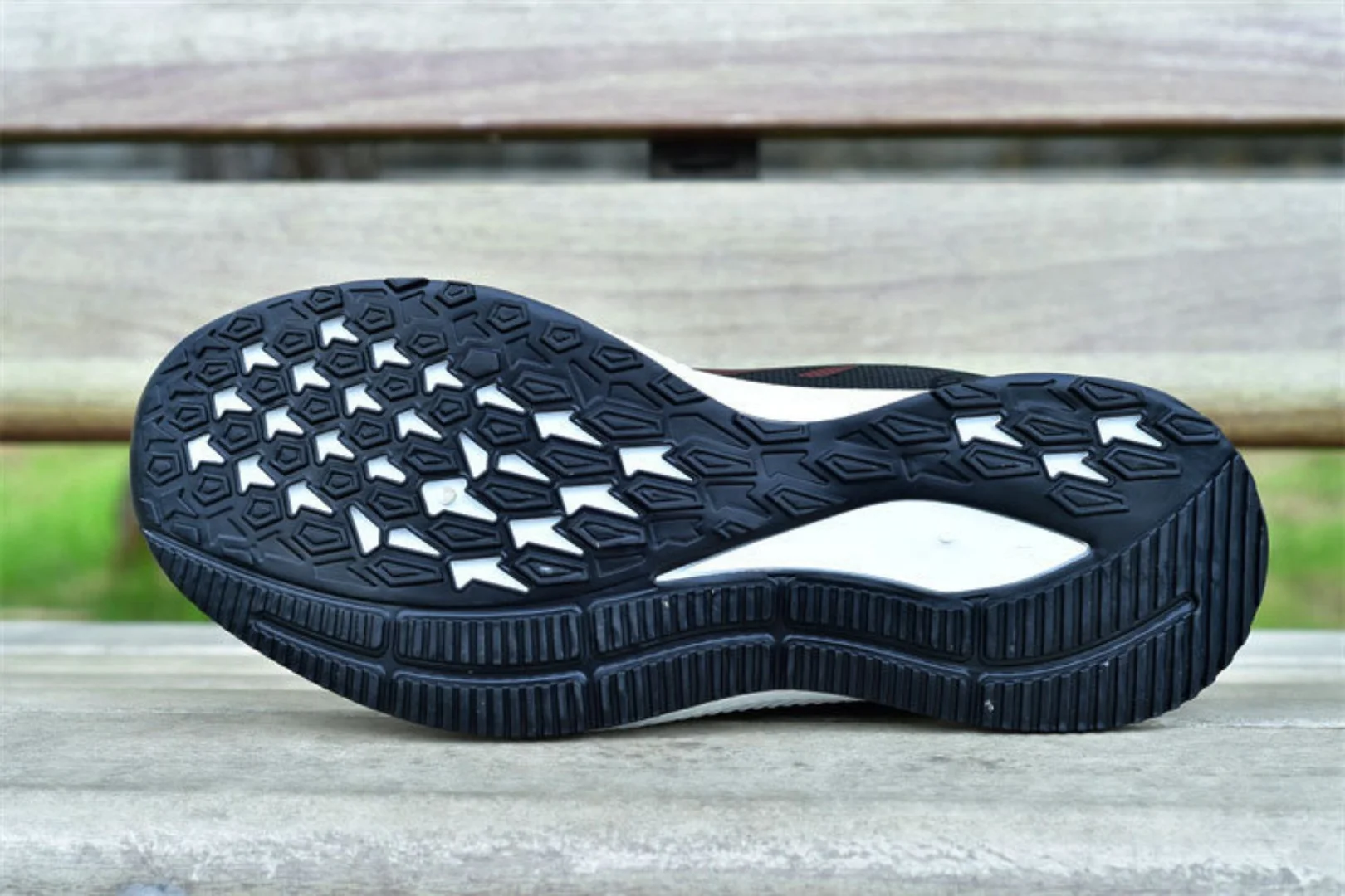2024 Men's sneakers Sports large size men's board shoes trendy shoes men's casual running shoes